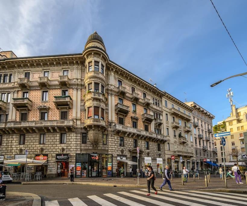 Appartamento Buenos Aires' Nest - 10 Minutes From Duomo With Terrace Milano Esterno foto