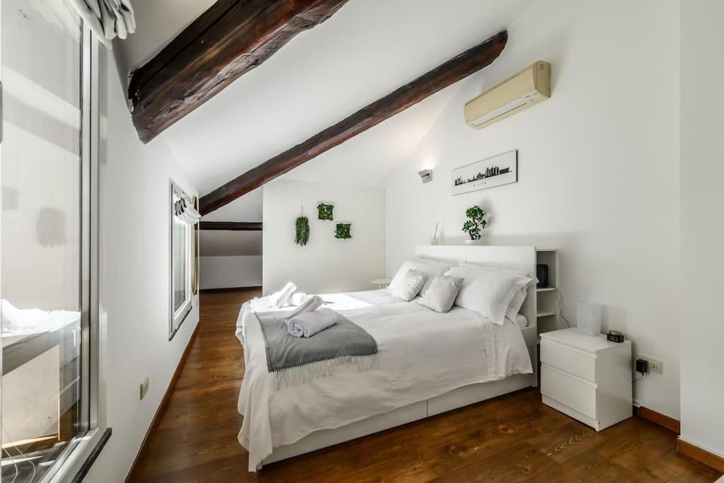 Appartamento Buenos Aires' Nest - 10 Minutes From Duomo With Terrace Milano Esterno foto