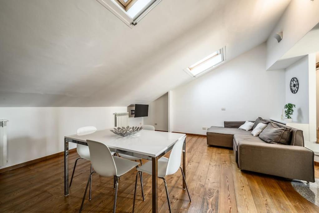 Appartamento Buenos Aires' Nest - 10 Minutes From Duomo With Terrace Milano Esterno foto