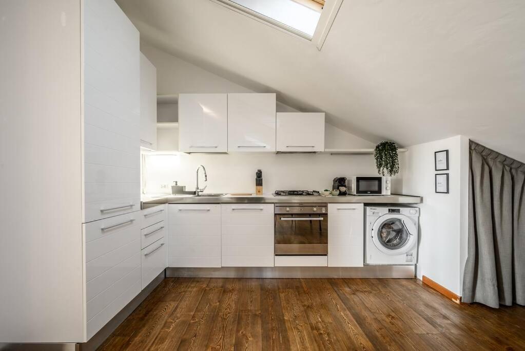 Appartamento Buenos Aires' Nest - 10 Minutes From Duomo With Terrace Milano Esterno foto
