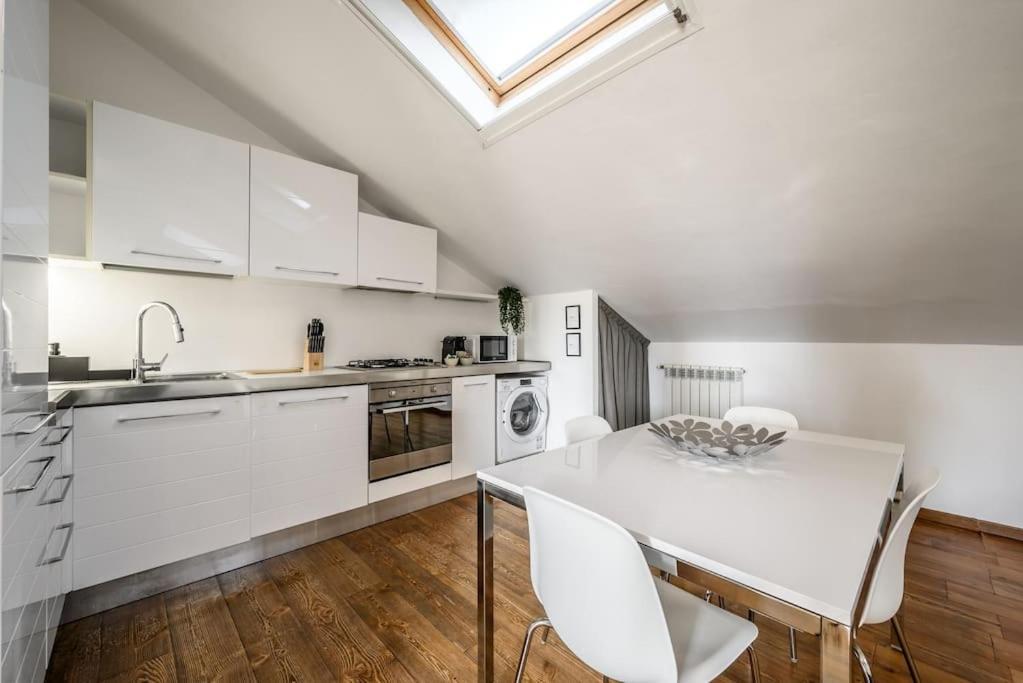 Appartamento Buenos Aires' Nest - 10 Minutes From Duomo With Terrace Milano Esterno foto