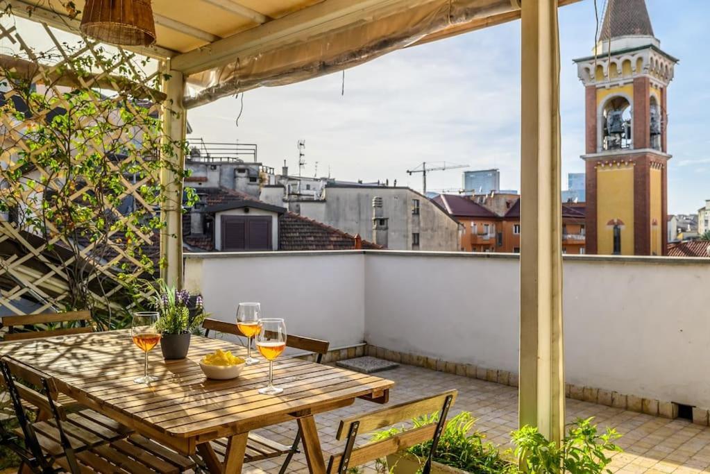 Appartamento Buenos Aires' Nest - 10 Minutes From Duomo With Terrace Milano Esterno foto